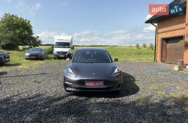 Седан Tesla Model 3 2018 в 