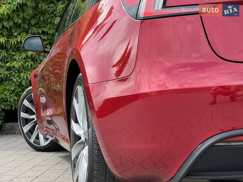 Седан Tesla Model 3 2024 в Стрые