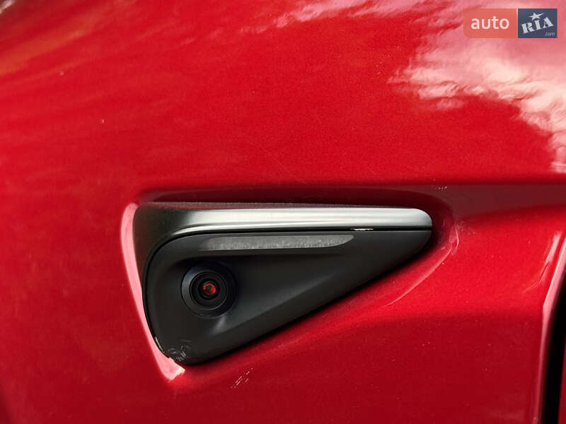 Седан Tesla Model 3 2024 в Стрые