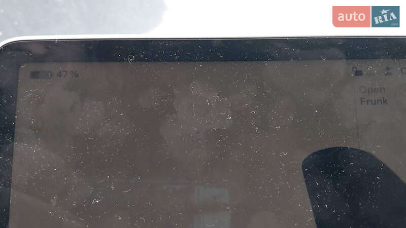 Седан Tesla Model 3 2022 в Черкасах