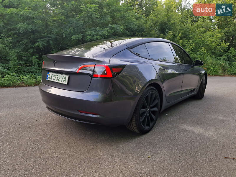 Седан Tesla Model 3 2021 в Харькове