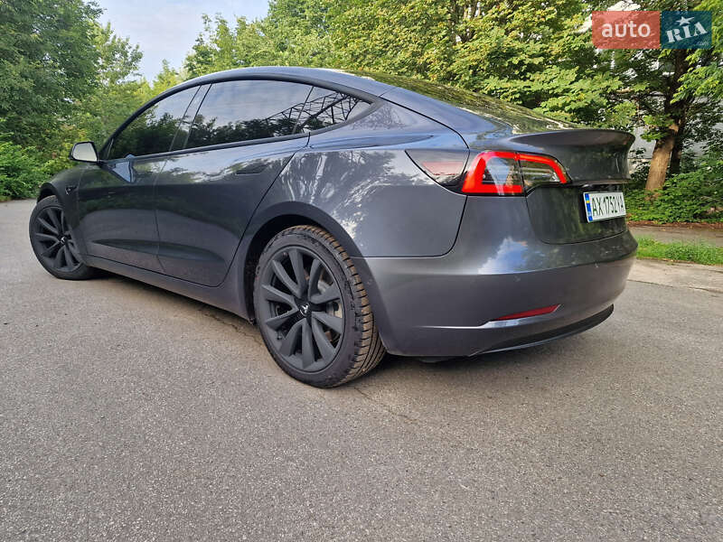 Седан Tesla Model 3 2021 в Харькове