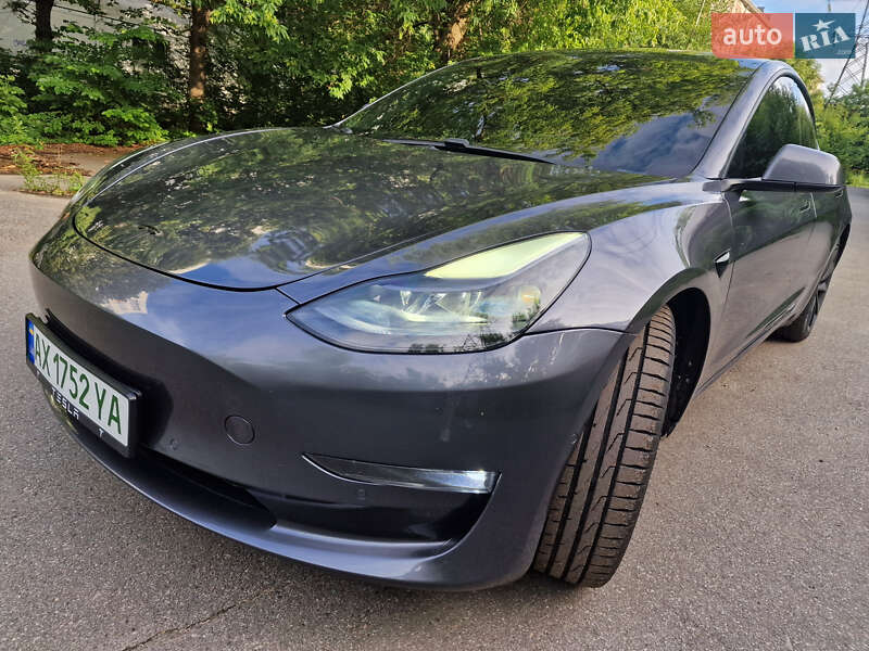 Седан Tesla Model 3 2021 в Харькове