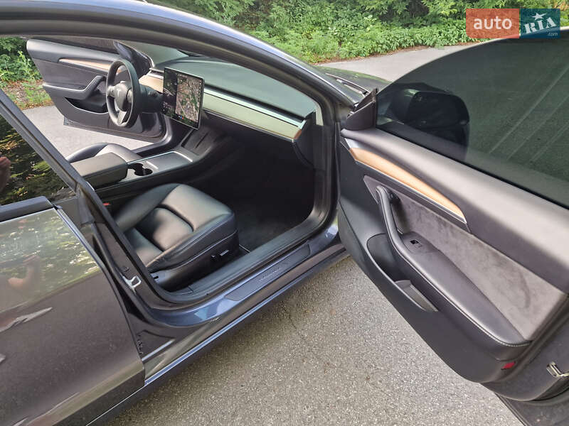 Седан Tesla Model 3 2021 в Харькове