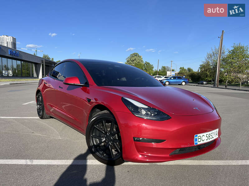 Tesla Model 3 2018