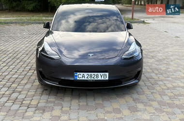 Седан Tesla Model 3 2023 в Запоріжжі