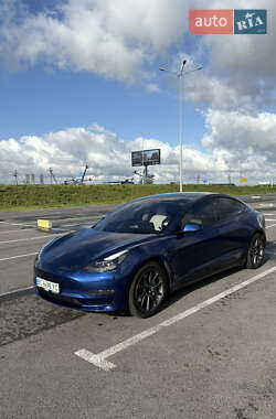 Седан Tesla Model 3 2019 в Львові