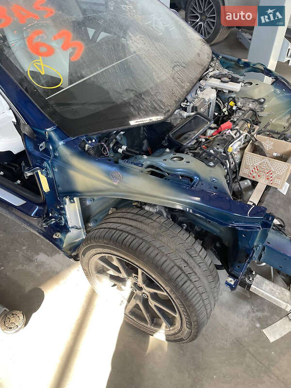 Седан Tesla Model 3 2019 в Львові