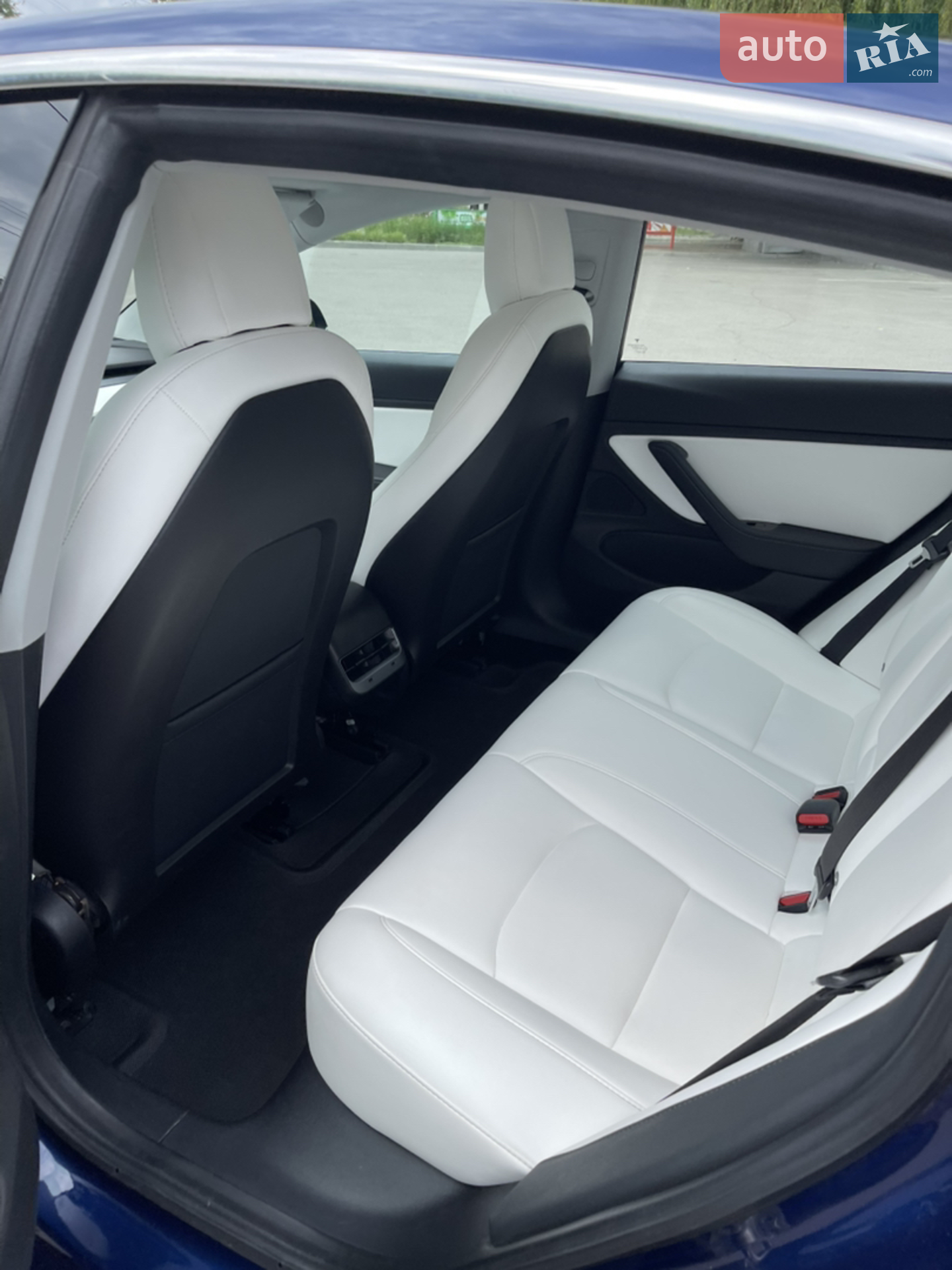2018 Tesla Model 3 - мініатюра 9
