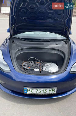 Седан Tesla Model 3 2018 в 