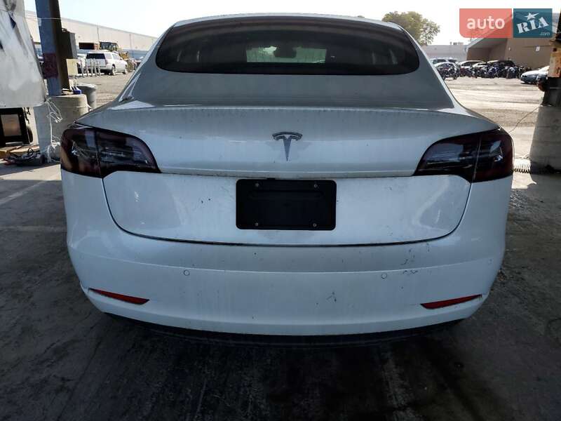 Седан Tesla Model 3 2020 в Хмельницком
