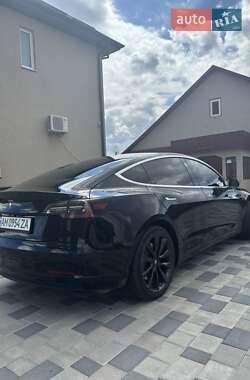 Седан Tesla Model 3 2019 в 