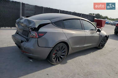 Седан Tesla Model 3 2021 в 