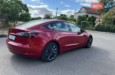 Седан Tesla Model 3 2019 в 