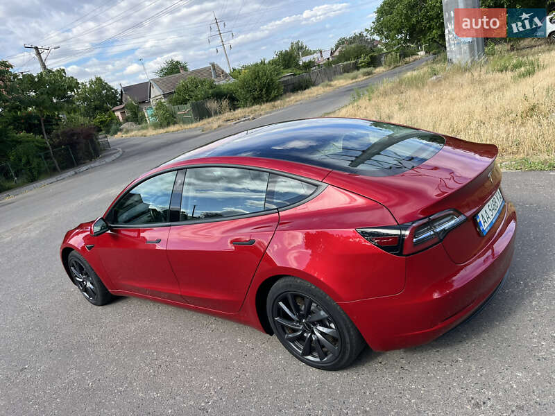 Седан Tesla Model 3 2019 в Одессе