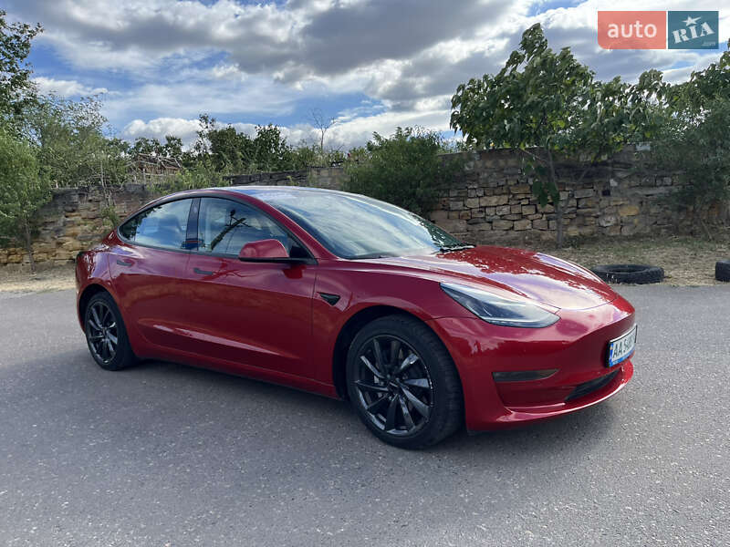 Седан Tesla Model 3 2019 в Одессе