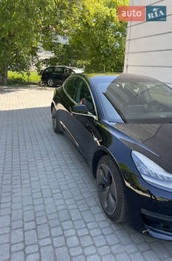Седан Tesla Model 3 2018 в 