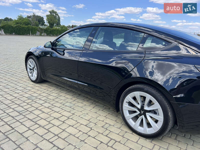 Седан Tesla Model 3 2021 в Одесі