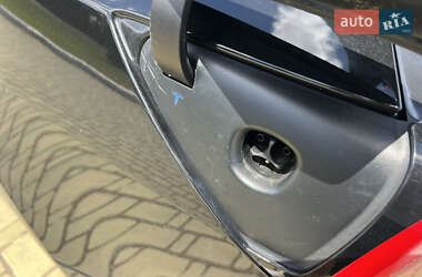 Седан Tesla Model 3 2021 в Одессе
