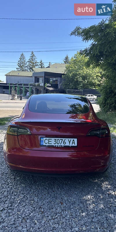 Седан Tesla Model 3 2022 в Чернівцях