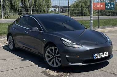 Седан Tesla Model 3 2018 в Дніпрі