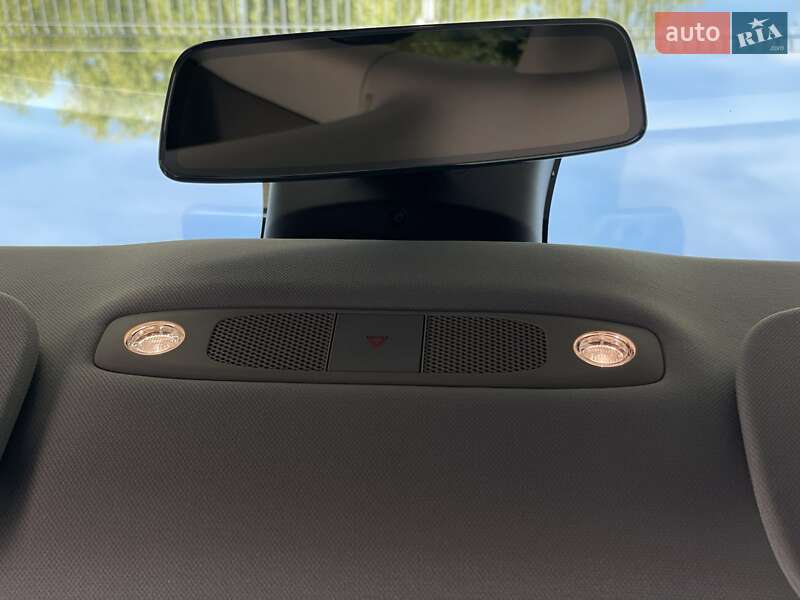 Седан Tesla Model 3 2018 в Днепре