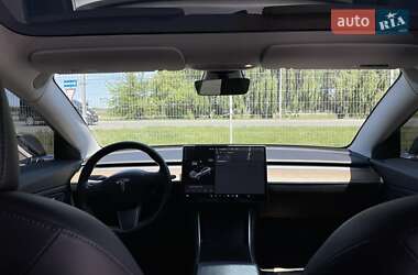 Седан Tesla Model 3 2018 в 