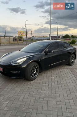 Седан Tesla Model 3 2019 в 