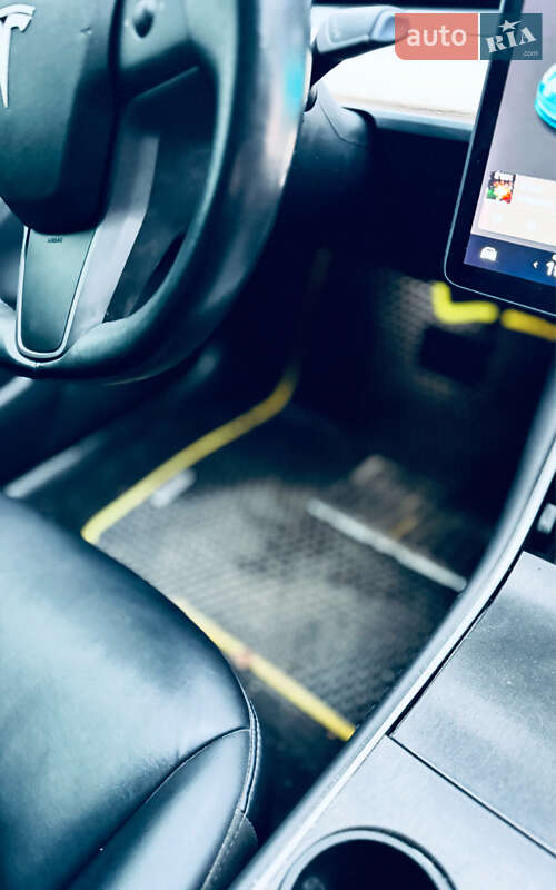 Седан Tesla Model 3 2018 в Александрие