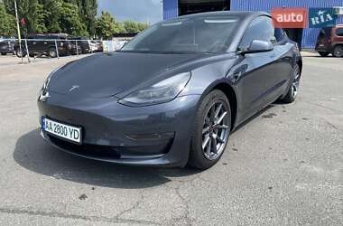 Седан Tesla Model 3 2023 в Києві
