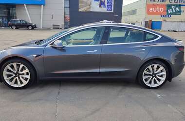Седан Tesla Model 3 2019 в 