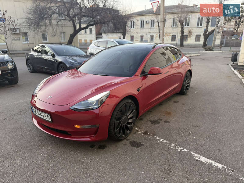 Седан Tesla Model 3 2022 в Харкові