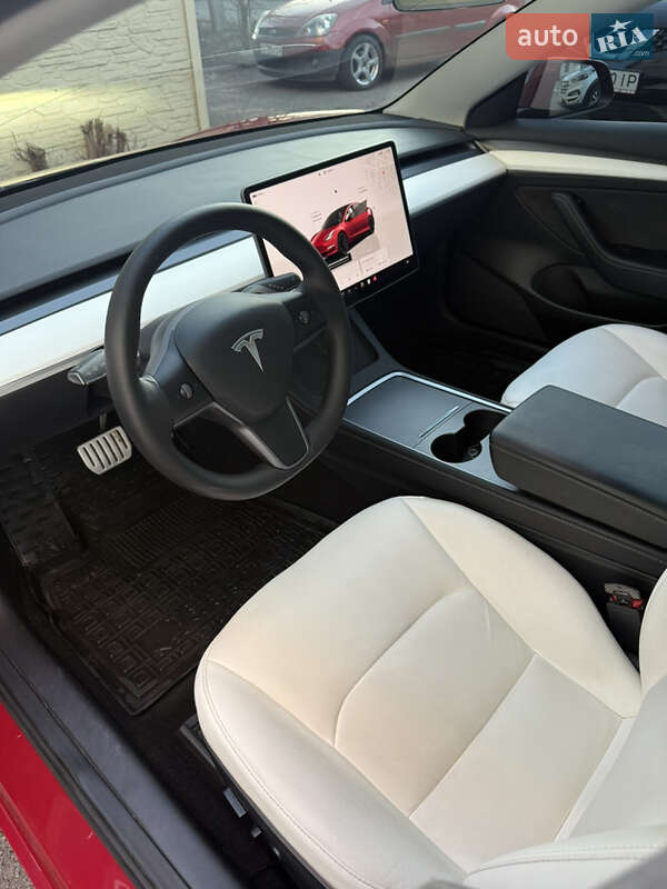 Седан Tesla Model 3 2022 в Харкові