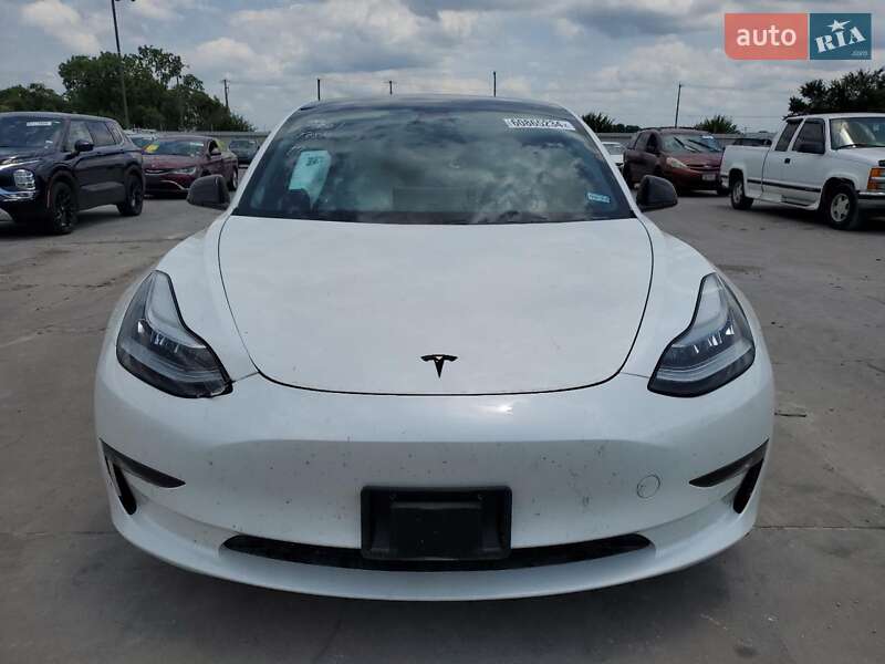Седан Tesla Model 3 2019 в Днепре