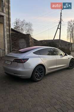 Седан Tesla Model 3 2018 в 