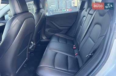 Седан Tesla Model 3 2018 в 