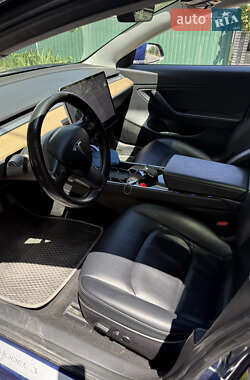 Седан Tesla Model 3 2018 в 