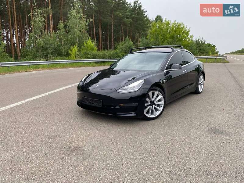 Седан Tesla Model 3 2018 в Ковеле