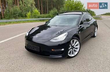 Седан Tesla Model 3 2018 в 