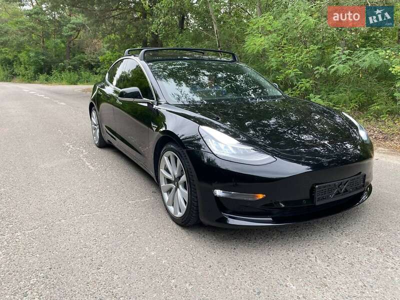 Седан Tesla Model 3 2018 в Ковеле
