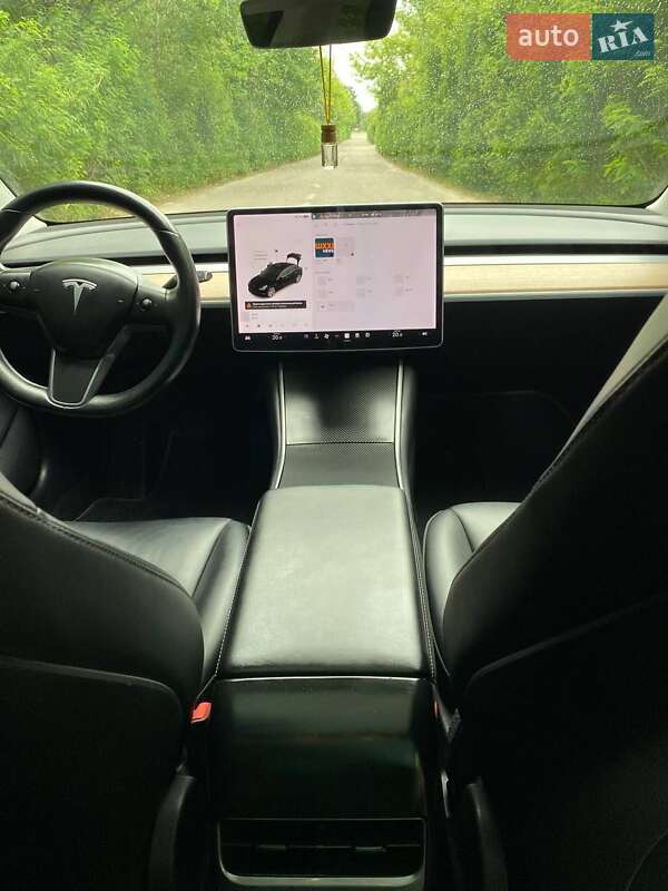 Седан Tesla Model 3 2018 в Ковеле
