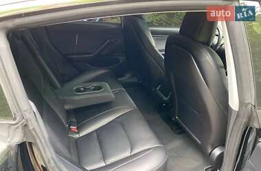 Седан Tesla Model 3 2018 в 