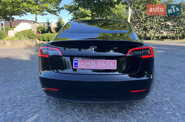 Седан Tesla Model 3 2018 в 
