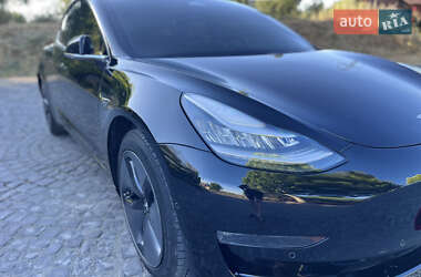 Седан Tesla Model 3 2018 в 