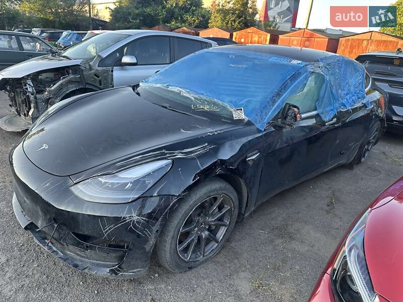 Tesla Model 3 2018