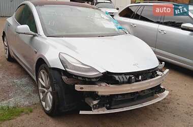 Седан Tesla Model 3 2018 в 