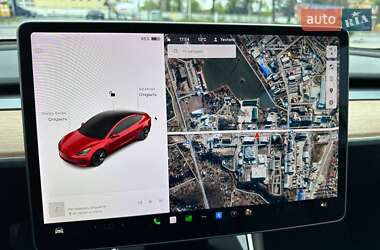 Седан Tesla Model 3 2019 в 