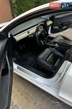 Седан Tesla Model 3 2018 в 