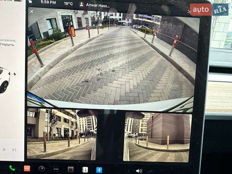 Седан Tesla Model 3 2023 в Львове