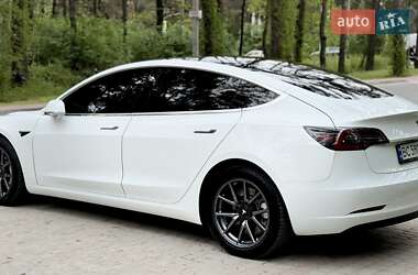 Седан Tesla Model 3 2018 в 